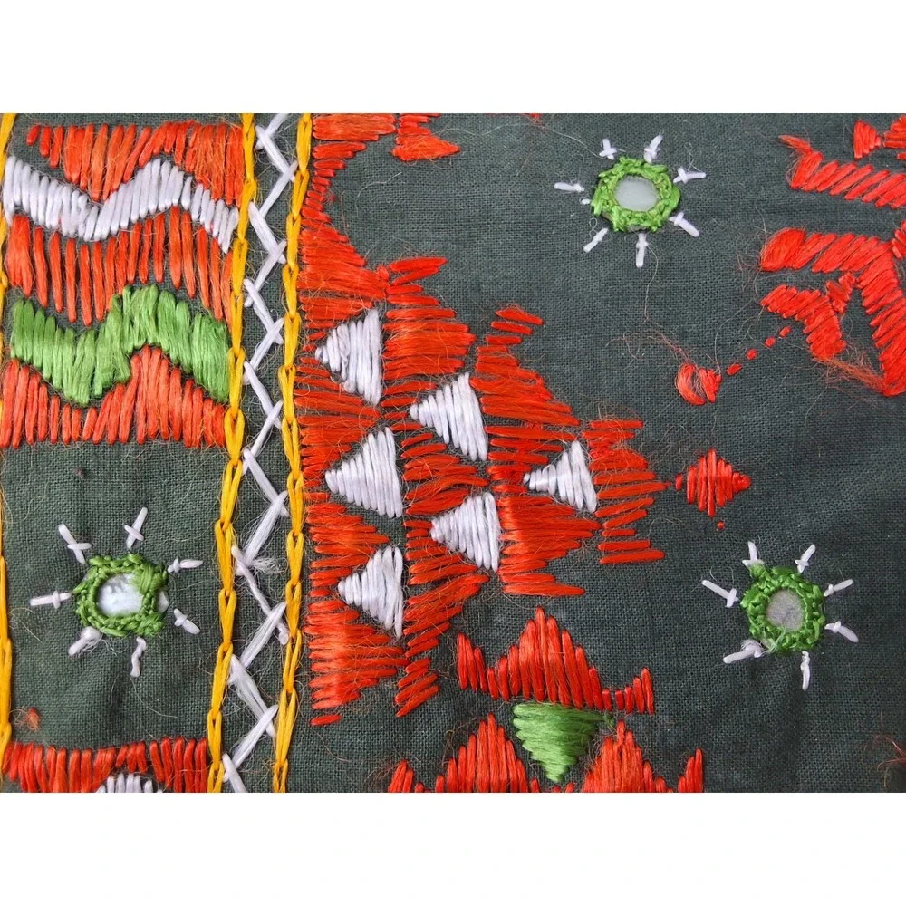 Vtg Handmade INDIAN BANJARA Ethnic Tribal Kutchi Rabari Pillow Cover Hand Sewn